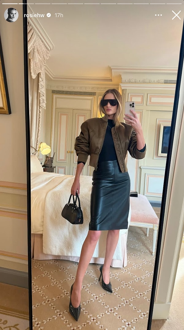 Kardashian'ın Dev Heykeli Kaldırıldı, Rosie Poz Kesti: 8 Mart'ta Yabancı Ünlülerin Instagram Paylaşımları 3 kardashianin dev heykeli kaldirildi rosie poz kesti 8 martta yabanci unlulerin instagram paylasimlari 2