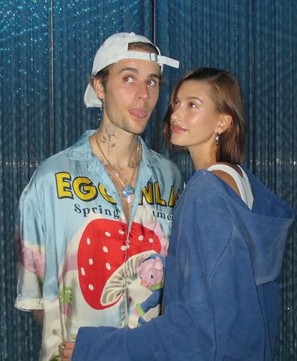 Kocasının Eski Aşkını Bir Türlü Aşamayan Hailey Bieber Beğendiği Videoyla Selena Gomez'e Hislerini Ele Verdi! 2 kocasinin eski askini bir turlu asamayan hailey bieber begendigi videoyla selena gomeze hislerini ele UnatsYiN