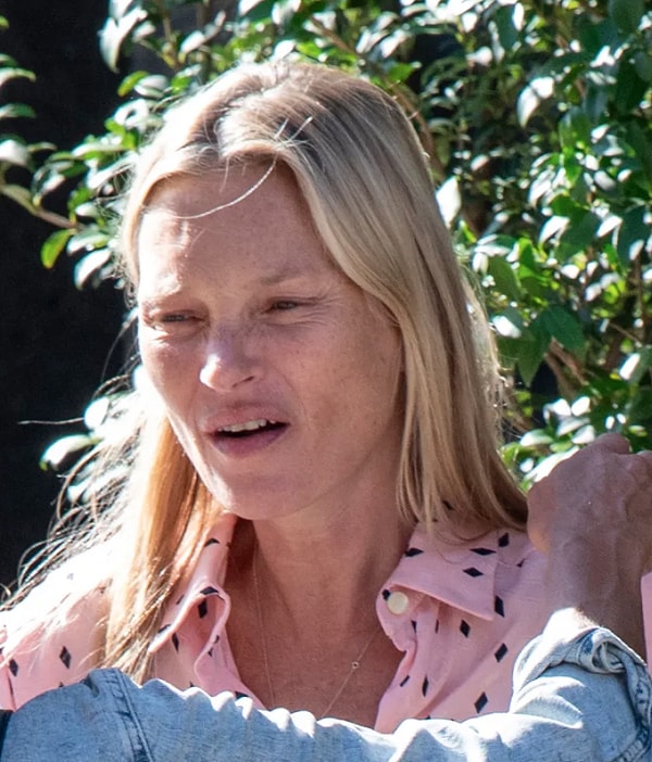 Modellik Sektöründeki Güzellik Algılarını Baştan Yaratan Kate Moss'un Yıllar İçindeki Değişimini İnceleyelim! 13 modellik sektorundeki guzellik algilarini bastan yaratan kate mossun yillar icindeki degisimini inceleyelim 12 d2EwFYCK