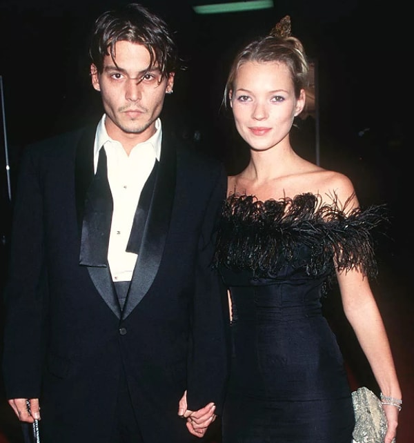 Modellik Sektöründeki Güzellik Algılarını Baştan Yaratan Kate Moss'un Yıllar İçindeki Değişimini İnceleyelim! 7 modellik sektorundeki guzellik algilarini bastan yaratan kate mossun yillar icindeki degisimini inceleyelim 6