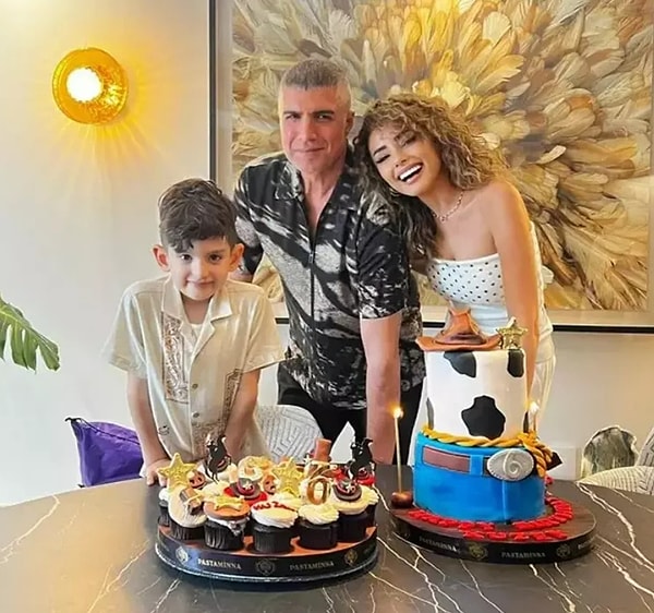 Özcan Deniz'den Ailesiyle Tüm Köprüleri Yıktı Dedirten Açıklama: "Meseleme Artık Romantik Bakmıyorum" 2 ozcan denizden ailesiyle tum kopruleri yikti dedirten aciklama meseleme artik romantik bakmiyorum 1