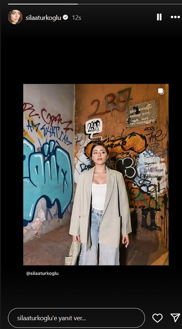 Özge Özpiriçci'nin Set Baskınından Edis'in Aile Saadetine: 2 Mart'ta Ünlülerin Instagram Paylaşımları 6 ozge ozpiriccinin set baskinindan edisin aile saadetine 2 martta unlulerin instagram paylasimlari 5 MSQD1hEP