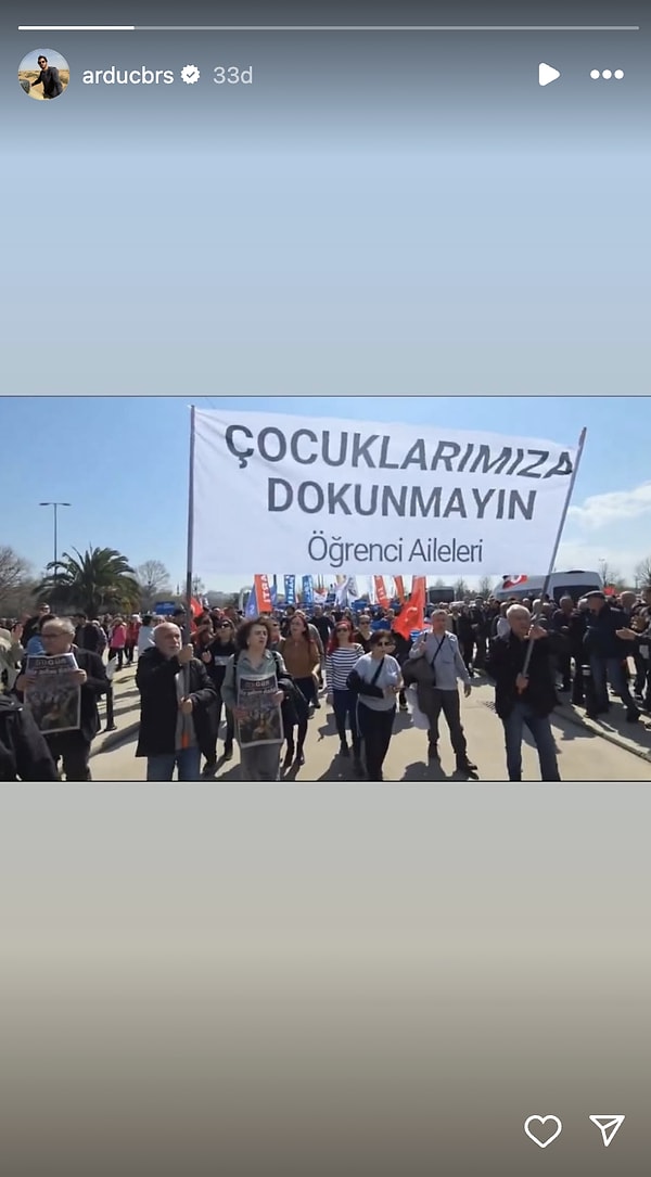 Ünlü İsimlerin CHP'nin Düzenlediği Ekrem İmamoğlu'na Destek Mitinginden Paylaşımları 16 unlu isimlerin chpnin duzenledigi ekrem imamogluna destek mitinginden paylasimlari 15 fFi6uUV7