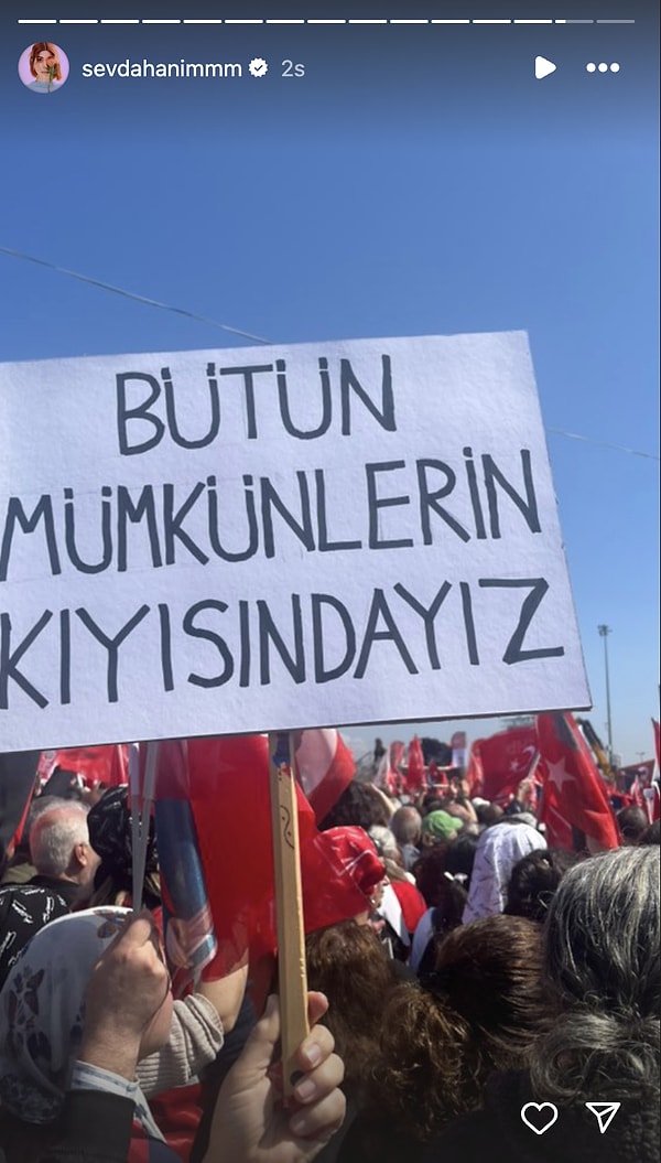 Ünlü İsimlerin CHP'nin Düzenlediği Ekrem İmamoğlu'na Destek Mitinginden Paylaşımları 22 unlu isimlerin chpnin duzenledigi ekrem imamogluna destek mitinginden paylasimlari 21 CrzveOvT