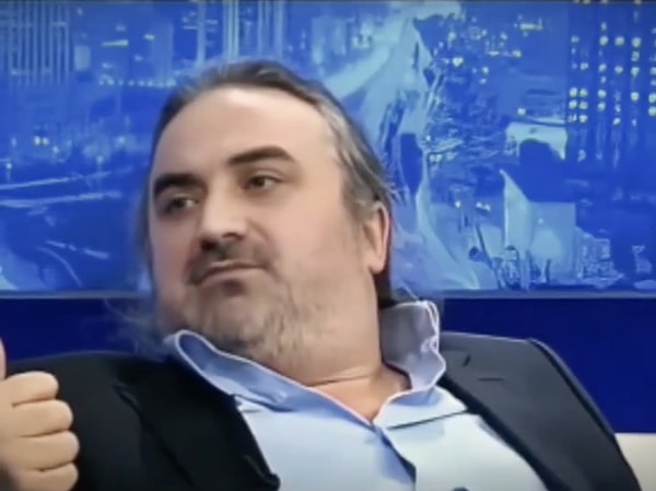 Volkan Konak'ın Kendisine Teklif Edilen 1 Milyon Doları Neden Reddettiğini Anlattığı Anlar Yeniden Hatırlandı 1 volkan konakin kendisine teklif edilen 1 milyon dolari neden reddettigini anlattigi anlar yeniden hatirlandi fTAppHh3