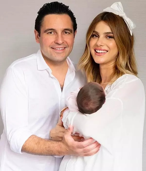 8 Nisan'a Damgasını Vuran Magazin Olaylarını Anlatıyoruz! 1 8 nisana damgasini vuran magazin olaylarini anlatiyoruz 0