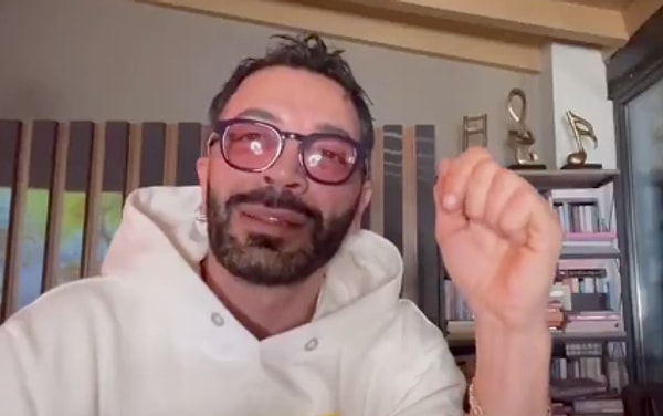 Aşkım Kapışmak’tan "Okumayan Kesim Dizi İzliyor" Diyen Evrim Alasya'ya Sert Eleştiri 1 askim kapismaktan okumayan kesim dizi izliyor diyen evrim alasyaya sert elestiri 0