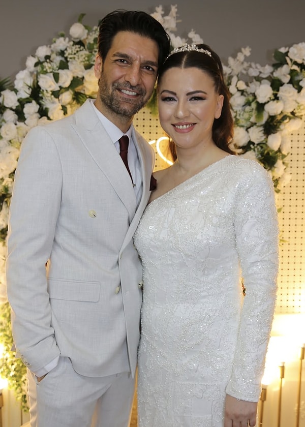 Bakın Nasıl Tanışmışlar: 13 Yıllık Aşkıyla Nişanlanan Taner Rumeli Mutlu Gününden Kareler Paylaştı 2 bakin nasil tanismislar 13 yillik askiyla nisanlanan taner rumeli mutlu gununden kareler paylasti 1 4jiR9mFL