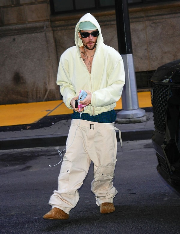 "Bana Yürüdü" Demişti, Haklı Çıktı: Justin Bieber Aleyna Tilki'yi Instagram'dan Takibe Aldı 1 bana yurudu demisti hakli cikti justin bieber aleyna tilkiyi instagramdan takibe aldi 0 RcQhDeH7