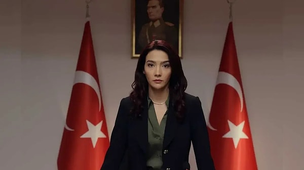 Beren Saat Boykot Çağrısı Yüzünden Başı Yanan Arkadaşlarına Kefil Oldu! 1 beren saat boykot cagrisi yuzunden basi yanan arkadaslarina kefil oldu 0 jREbAs9I