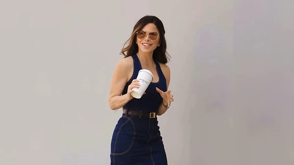 Jeff Bezos’un Nişanlısı Lauren Sanchez’in Fiyatıyla Dudak Uçuklatan Balenciaga Kahve Kupa Çantası 2 jeff bezosun nisanlisi lauren sanchezin fiyatiyla dudak ucuklatan balenciaga kahve kupa cantasi 1 ltQrJG8Z