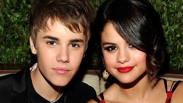 Justin Bieber, "Takıntının Böylesi" Dedirtti: Selena Gomez ve Nişanlısı Benny Blanco'lu Bir Paylaşımı Beğendi! 1 justin bieber takintinin boylesi dedirtti selena gomez ve nisanlisi benny blancolu bir paylasimi begendi w9NDGYef
