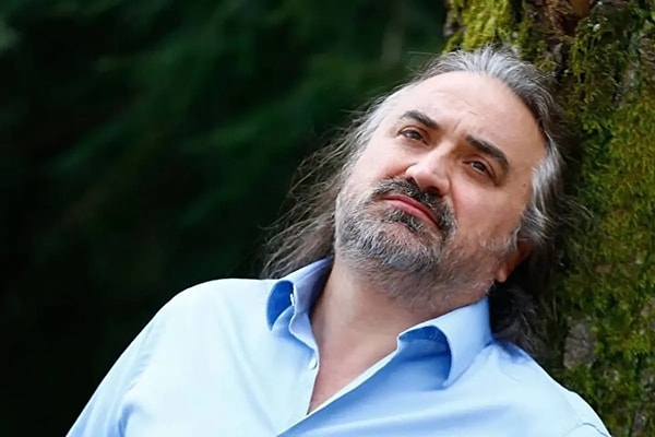 Kalp ve Damar Cerrahı Prof. Dr. Bingür Sönmez, Volkan Konak'ın Ölümüyle İlgili Acı Bir Gerçeği İtiraf Etti! 1 kalp ve damar cerrahi prof dr bingur sonmez volkan konakin olumuyle ilgili aci bir Vsk8BJ1i