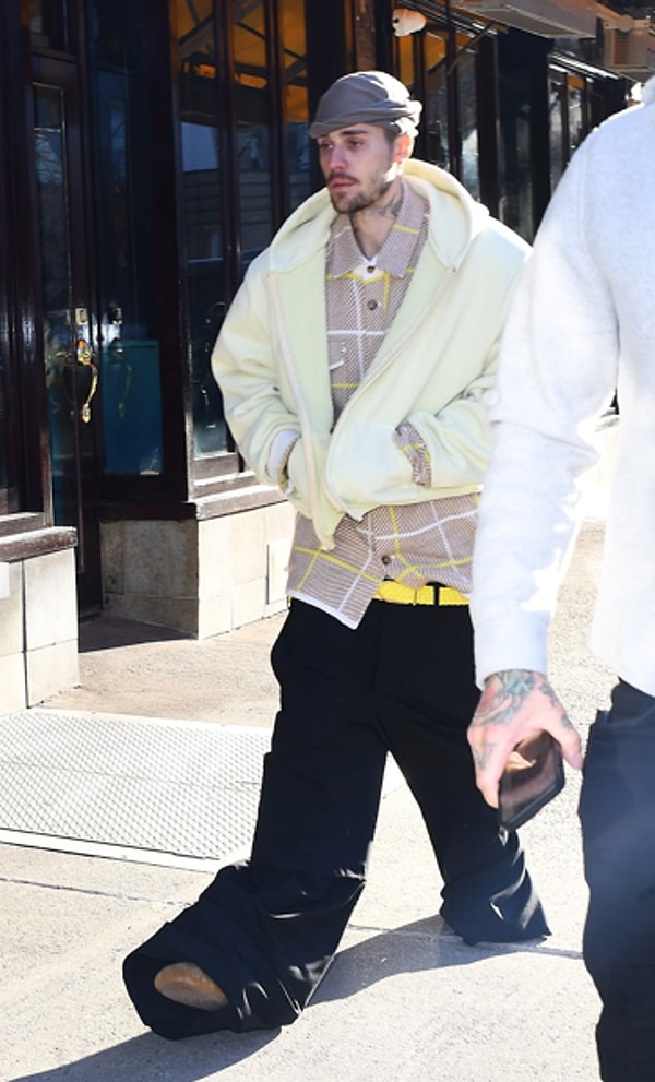 Kariyeri Dibe Vuran Justin Bieber Kendini Kaybetti: Uykusuzluk, Kilo Kaybı, Anlamsız Mesajlar 4 kariyeri dibe vuran justin bieber kendini kaybetti uykusuzluk kilo kaybi anlamsiz mesajlar 3 aNML1hwZ