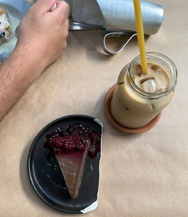 Lüks ve Pahalı Restoranların Masaya Geldiğinde Hayatı Sorgulatacak Göz Kanatan Sunumları 1 luks ve pahali restoranlarin masaya geldiginde hayati sorgulatacak goz kanatan sunumlari 0