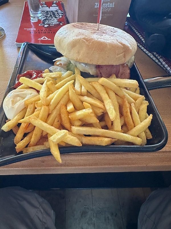 Lüks ve Pahalı Restoranların Masaya Geldiğinde Hayatı Sorgulatacak Göz Kanatan Sunumları 11 luks ve pahali restoranlarin masaya geldiginde hayati sorgulatacak goz kanatan sunumlari 10