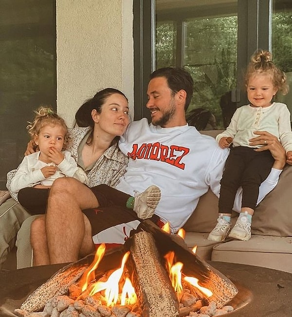 Pelin Akil ve Anıl Altan Çiftinden Şaşırtan Hamle: "Boşanıyorlar" Deniyordu, Paylaşım Her Şeyi Değiştirdi 2 pelin akil ve anil altan ciftinden sasirtan hamle bosaniyorlar deniyordu paylasim her seyi degistirdi XdC91DXO