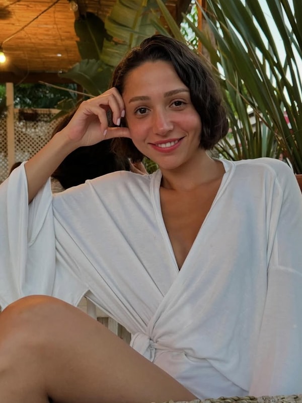 Resmen Türk Versiyonu: Zeynep Bastık'ın İmaj Değişikliği Akıllara Anında La Casa De Papel Tokyo'yu Getirdi! 1 resmen turk versiyonu zeynep bastikin imaj degisikligi akillara aninda la casa de papel tokyoyu pfcmR6Nt