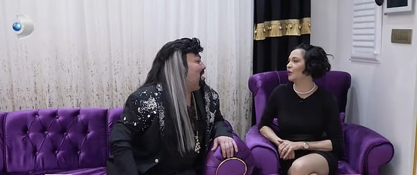 Sadelik mi O da Ne? Kobra Murat'ın Osmanlı Sarayından Hallice 5 Katlı Konağını İnceliyoruz 4 sadelik mi o da ne kobra muratin osmanli sarayindan hallice 5 katli konagini inceliyoruz SaEXrVWQ