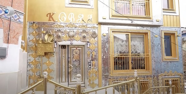 Sadelik mi O da Ne? Kobra Murat'ın Osmanlı Sarayından Hallice 5 Katlı Konağını İnceliyoruz 2 sadelik mi o da ne kobra muratin osmanli sarayindan hallice 5 katli konagini inceliyoruz wQeutvnM