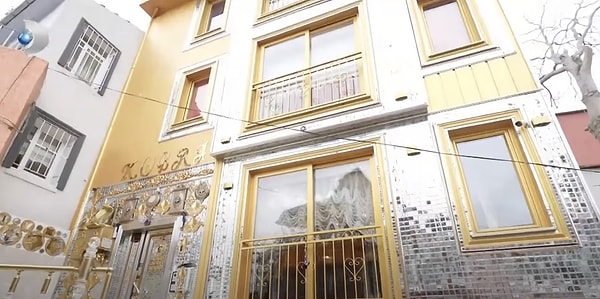 Sadelik mi O da Ne? Kobra Murat'ın Osmanlı Sarayından Hallice 5 Katlı Konağını İnceliyoruz 1 sadelik mi o da ne kobra muratin osmanli sarayindan hallice 5 katli konagini inceliyoruz
