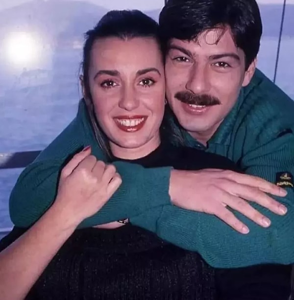 Sanki Anne Kız: Perihan Savaş ile Gelini Melis Ketenci'yi Yan Yana Görenler Benzerliklerine Şaştı Kaldı 1 sanki anne kiz perihan savas ile gelini melis ketenciyi yan yana gorenler benzerliklerine sasti jOFiKgPO