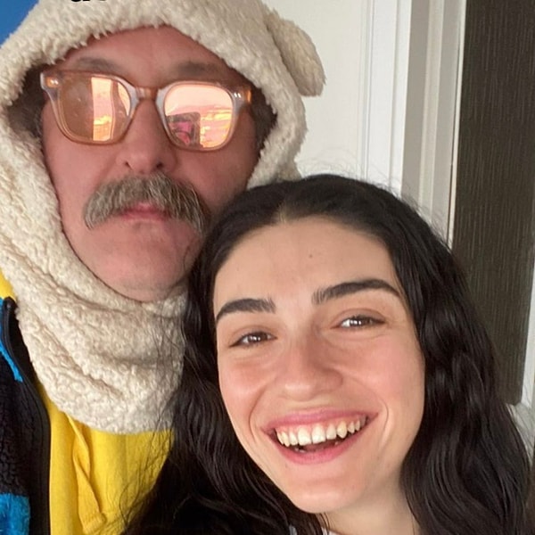 Sırra Kadem Basmıştı: Hazar Ergüçlü'nün Ex Aşkı Yönetmen Onur Ünlü, Yeni Sevgilisiyle Dudak Dudağa Yakalandı! 2 sirra kadem basmisti hazar erguclunun ex aski yonetmen onur unlu yeni sevgilisiyle dudak dudaga kAgkmUFB