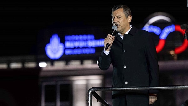 Sosyal Medya Hamlesi: Farah Zeynep Abdullah Hızını Alamadı Elon Musk'a Rest Çekti 1 sosyal medya hamlesi farah zeynep abdullah hizini alamadi elon muska rest cekti 0 2FnlcARn