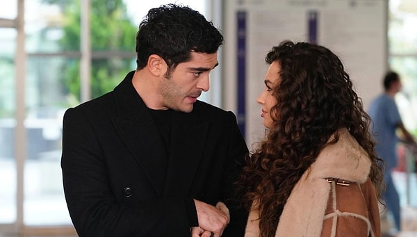 yas farkindan dolayi elestirilmislerdi burak denizin yazgi coskunlu kiss french paylasimi kafa karistirdi 1 M11D38ly