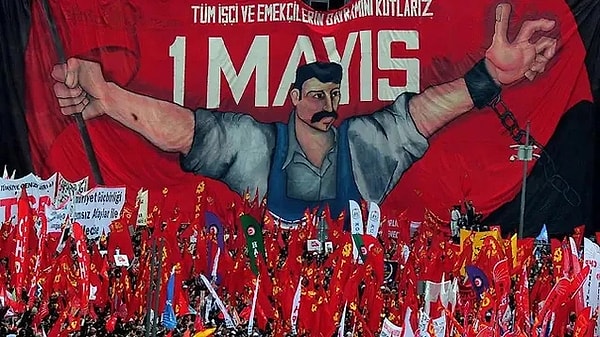 1-2 Mayıs'a Damgasını Vuran Magazin Olaylarını Anlatıyoruz! 2 1 2 mayisa damgasini vuran magazin olaylarini anlatiyoruz 1
