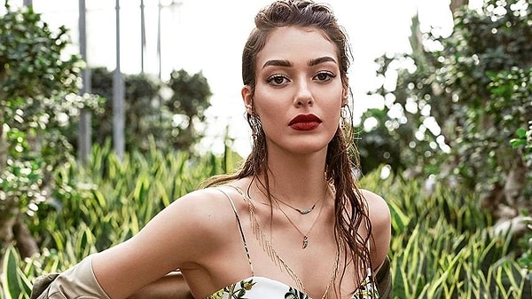 19-21 Mayıs'a Damgasını Vuran Magazin Olaylarını Anlatıyoruz! 11 19 21 mayisa damgasini vuran magazin olaylarini anlatiyoruz 10 YkkaKY14