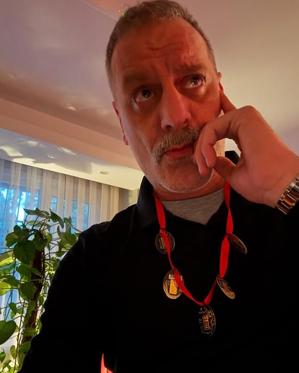 50 Yaşına Basan Ozan Güven Aldığı Radikal Kararları ve Nedenlerini Bir Bir Sıraladı! 2 50 yasina basan ozan guven aldigi radikal kararlari ve nedenlerini bir bir siraladi 1 6BCziaLs