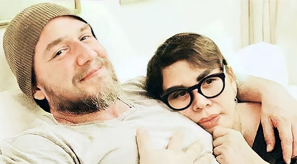 Aşk Şarkısı Sanıyorsanız Yanılıyorsunuz: Sezen Aksu'nun "İkinci Bahar" Şarkısının Bilinmeyen Hikayesi! 5 ask sarkisi saniyorsaniz yaniliyorsunuz sezen aksunun ikinci bahar sarkisinin bilinmeyen hikayesi 4