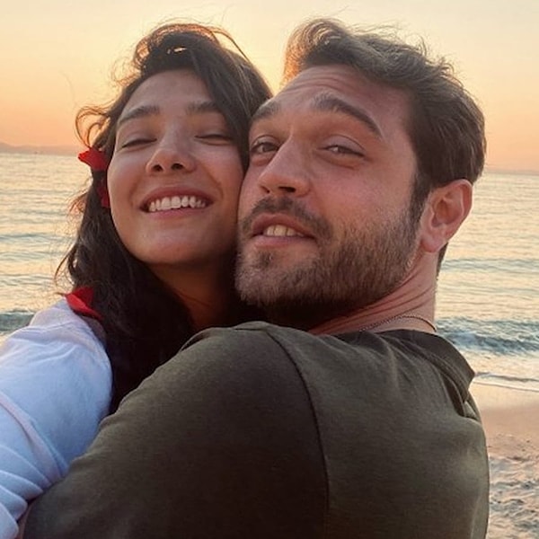 Aybüke Pusat'a Olan Aşkını Anlatan Furkan Andıç Sözleriyle Hepimizi Mest Etti 1 aybuke pusata olan askini anlatan furkan andic sozleriyle hepimizi mest etti 0 bHYAaI1z