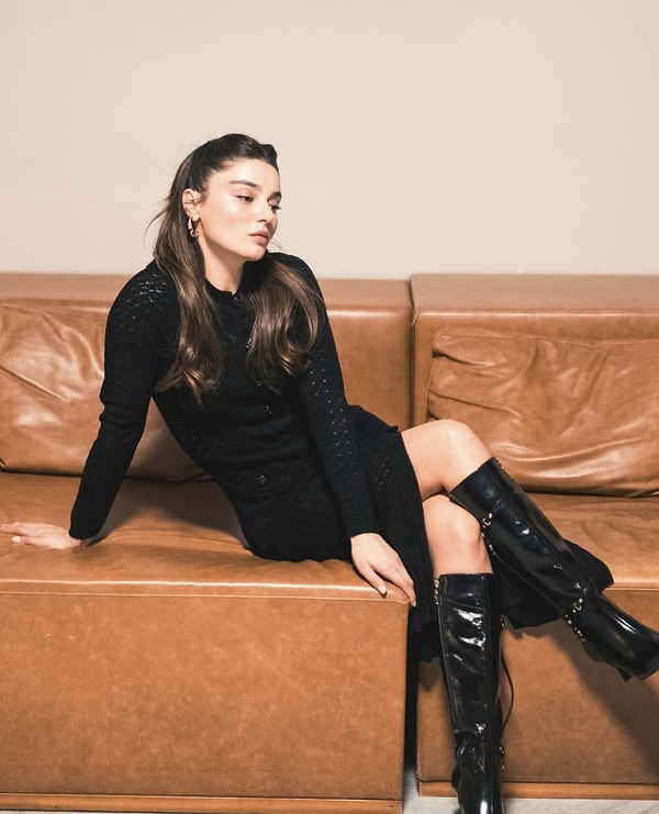Ayça Ayşin Turan Kimdir, Kaç Yaşında? Ayça Ayşin Kariyeri ve Özel Hayatı Hakkında Bilgiler 3 ayca aysin turan kimdir kac yasinda ayca aysin kariyeri ve ozel hayati hakkinda bilgiler 6jDidFSM