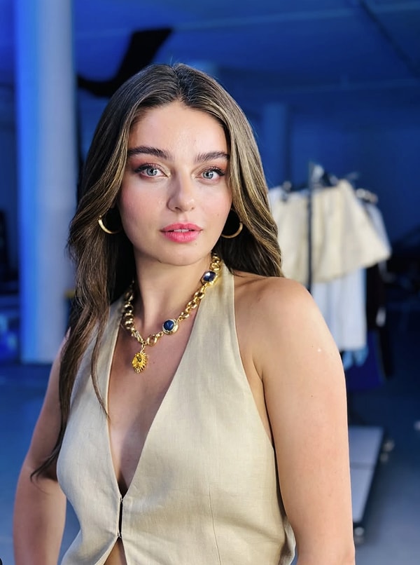 Ayça Ayşin Turan Kimdir, Kaç Yaşında? Ayça Ayşin Kariyeri ve Özel Hayatı Hakkında Bilgiler 1 ayca aysin turan kimdir kac yasinda ayca aysin kariyeri ve ozel hayati hakkinda bilgiler