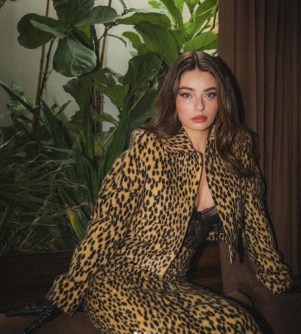 Ayça Ayşin Turan Kimdir, Kaç Yaşında? Ayça Ayşin Kariyeri ve Özel Hayatı Hakkında Bilgiler 6 ayca aysin turan kimdir kac yasinda ayca aysin kariyeri ve ozel hayati hakkinda bilgiler YthqjZ2Y