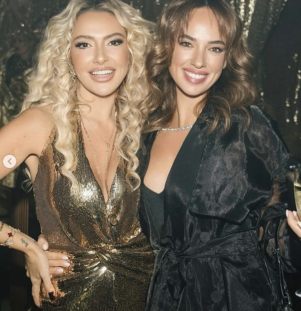 ekran goruntusuyle her seyi ifsa etti likelari yuzunden dostluklari biten seda bakandan bedduali paylasim sYaQZjTa