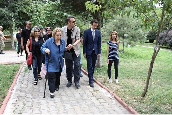 Havalı First Lady Semra Özal'ın Son Hali Yıllar Sonra İlk Kez Görüntülendi 6 havali first lady semra ozalin son hali yillar sonra ilk kez goruntulendi 5 R48adAN7