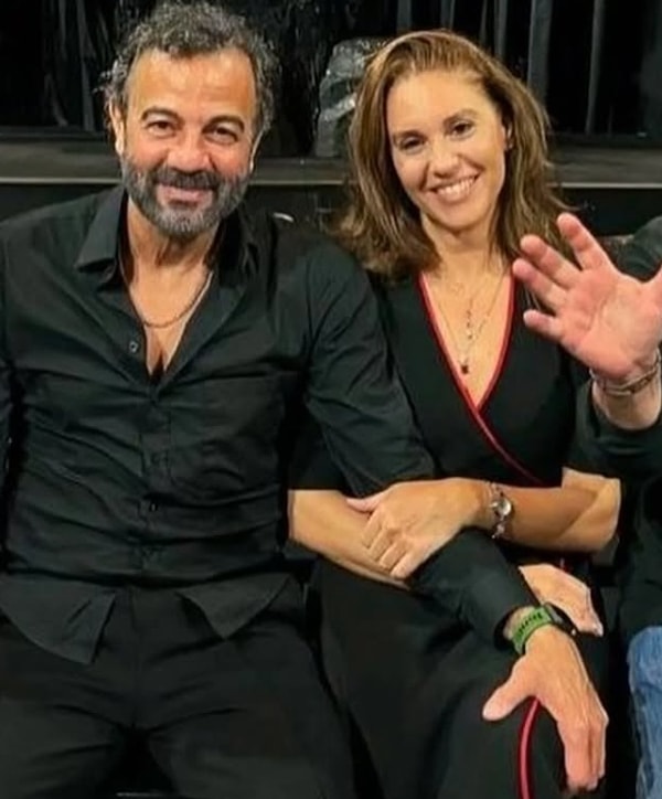 Kerem Alışık, Oğlu Sadri ile Birlikte Cannes Film Festivali'nde Karizma Rüzgarı Estirdi! 1 kerem alisik oglu sadri ile birlikte cannes film festivalinde karizma ruzgari estirdi 0 nJSXfC1D
