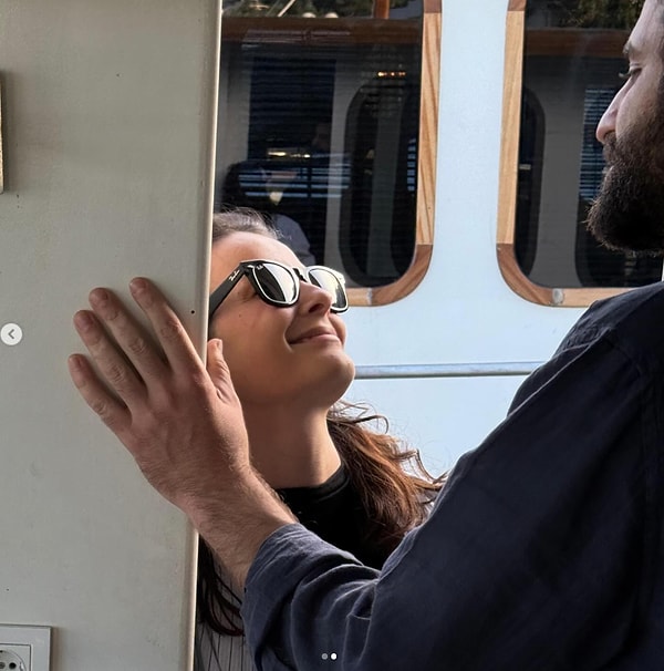 Kim Bu Gizemli Bey? Eşref Rüya Dizisinin Güzel Oyuncusu Büşra Develi Sevgilisini İlk Kez Paylaştı! 3 kim bu gizemli bey esref ruya dizisinin guzel oyuncusu busra develi sevgilisini ilk kez G2L4nEGG