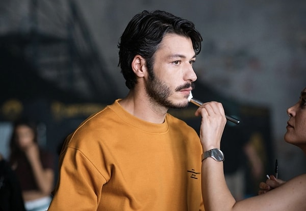 Kubilay Aka Kimdir, Kaç Yaşında? Kubilay Aka'nın Kariyeri ve Özel Hayatı Hakkında Merak Edilenler 5 kubilay aka kimdir kac yasinda kubilay akanin kariyeri ve ozel hayati hakkinda merak edilenler