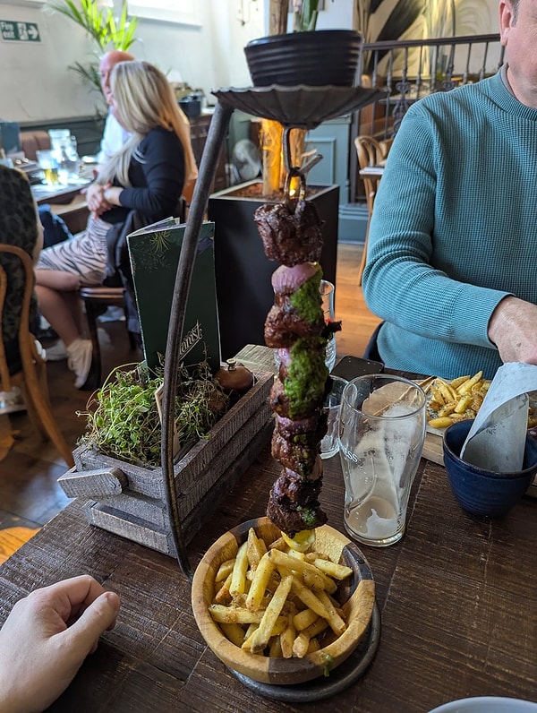 Lüks ve Pahalı Restoranların Masaya Geldiğinde Hayatı Sorgulatacak Göz Kanatan Sunumları 5 luks ve pahali restoranlarin masaya geldiginde hayati sorgulatacak goz kanatan sunumlari 4