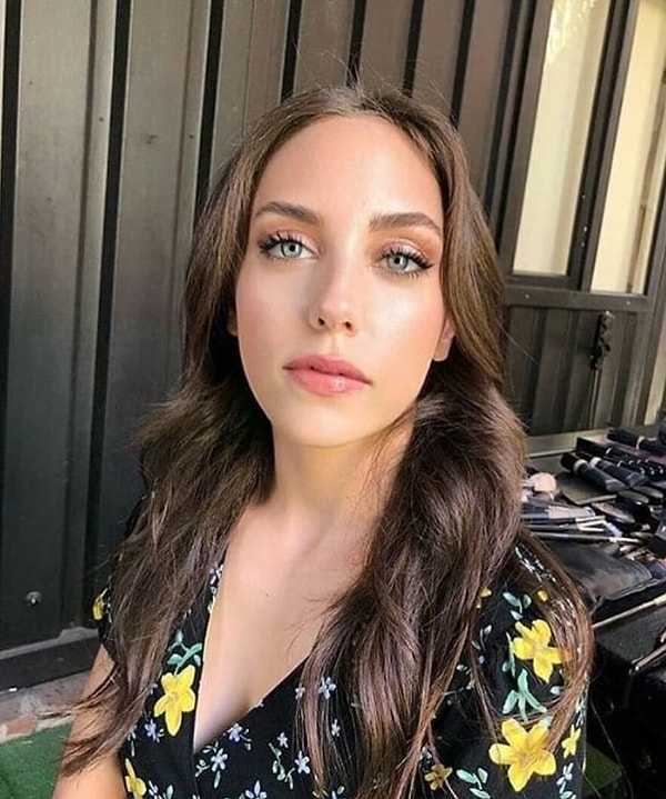 Öykü Karayel Kimdir? Can Bonomo'nun Eşi Öykü Karayel Kaç Yaşında ve Aslen Nereli? 6 oyku karayel kimdir can bonomonun esi oyku karayel kac yasinda ve aslen nereli 5 6QJ6GFIX