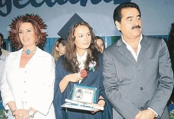 perihan savasin eski kocasi ibrahim tatlisesi otelde bastigi o geceye gidiyoruz 3 y8gZr5jS