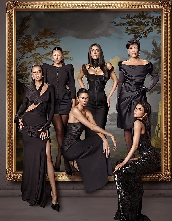 Yüzünü Gerdirerek 20 Yaş Gençleşti: Kris Jenner, Son Haliyle Kızı Kim Kardashian'a Benzetildi! 1 yuzunu gerdirerek 20 yas genclesti kris jenner son haliyle kizi kim kardashiana benzetildi 0 tEWVIEFu