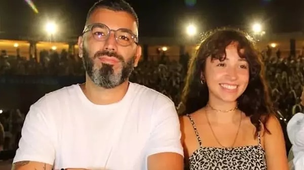 Zeynep Bastık'la Mutlu Sona Ulaşamamıştı: Tolga Akış, Gizem Kaya'ya Evlilik Teklifi Etti! 2 zeynep bastikla mutlu sona ulasamamisti tolga akis gizem kayaya evlilik teklifi etti 1 b5dPAZLz