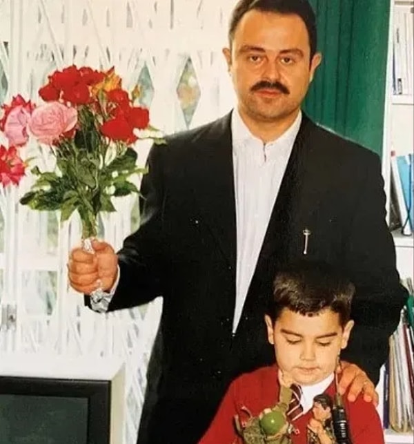 Başına Neler Gelmiş! Bir Zamanlar 183 Kilo Olan Faruk Sabancı'nın Özgüven Problemleriyle Dolu Hayat Hikayesi 3 basina neler gelmis bir zamanlar 183 kilo olan faruk sabancinin ozguven problemleriyle dolu hayat wPFkTuLP