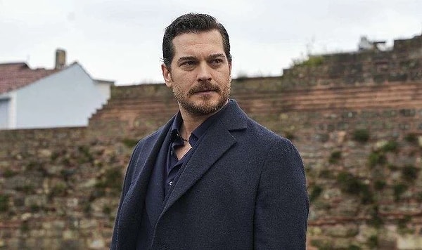 Çağatay Ulusoy Komşu Ülkenin Vatandaşı Oldu: Çifte Vatandaşlık Haberi Sosyal Medyadan Sızdı 2 cagatay ulusoy komsu ulkenin vatandasi oldu cifte vatandaslik haberi sosyal medyadan sizdi 1 BdO3d1Zg