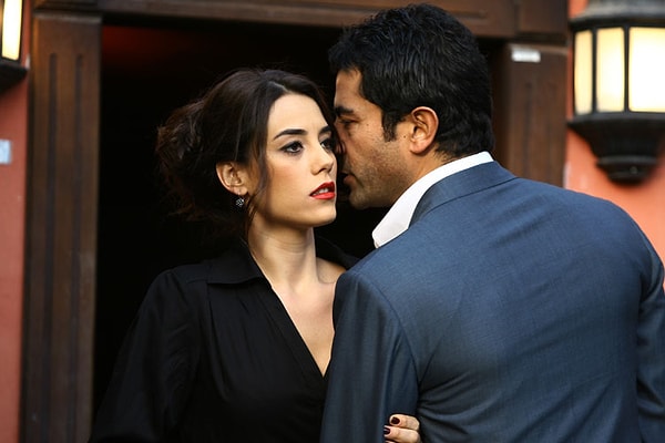 Cansu Dere Kimdir? Cansu Dere Kaç Yaşında ve Nereli? Hangi Dizi ve Filmlerde Rol Aldı? Evli mi? 7 cansu dere kimdir cansu dere kac yasinda ve nereli hangi dizi ve filmlerde rol mkL25LlD